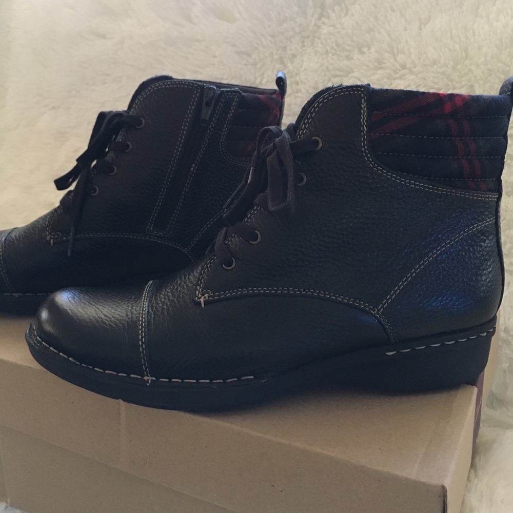 Clarks Whistle Bea ankle boots - Picture 7 of 8